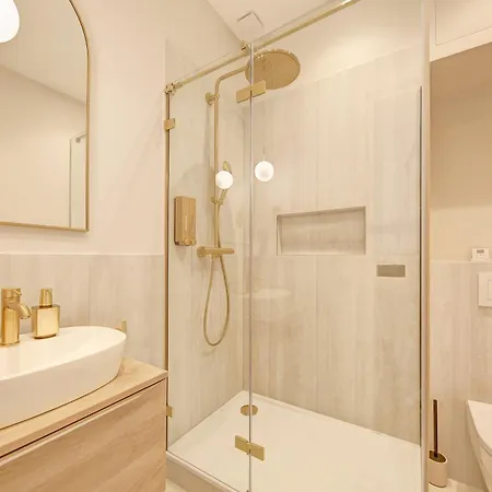 Maison Scheffer 4*