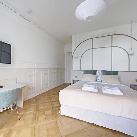 Maison Scheffer 4*