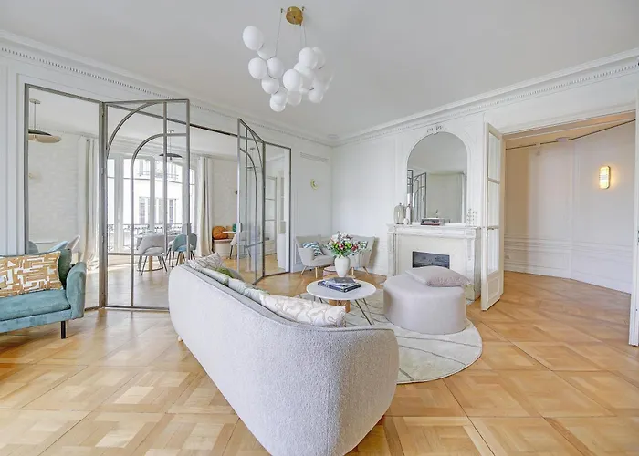 Pensión Maison Scheffer París