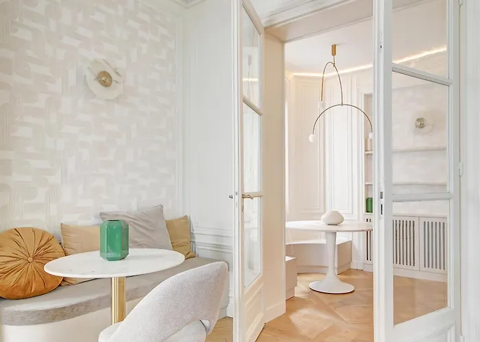 Maison Scheffer 4*