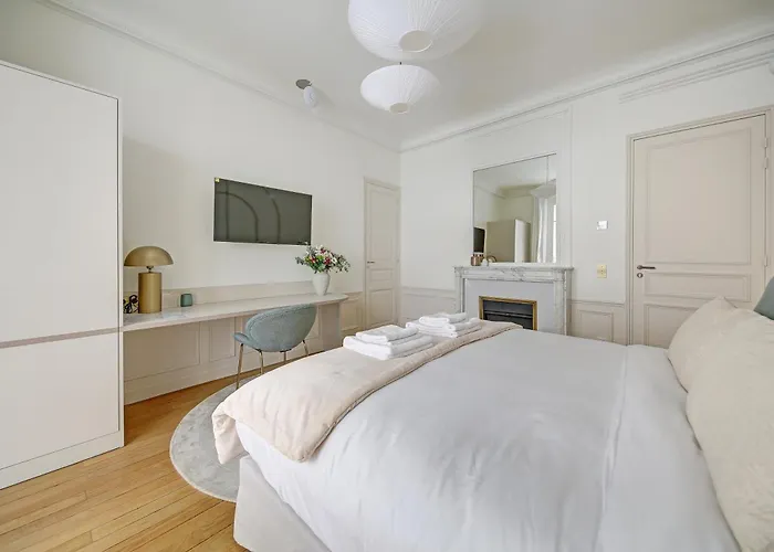 Maison Scheffer 게스트하우스 4*