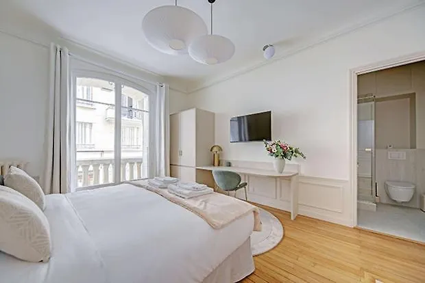 Maison Scheffer 4*